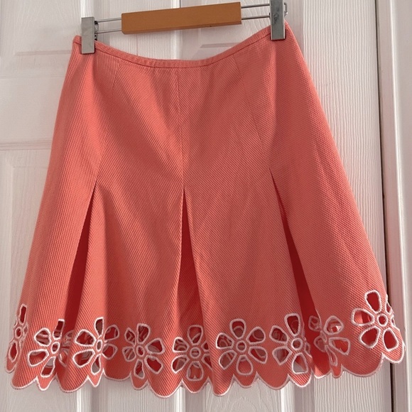 I.N.C International Concepts Mini Skirt Eyelet Scalloped Trim Sz 2 - Picture 2 of 4